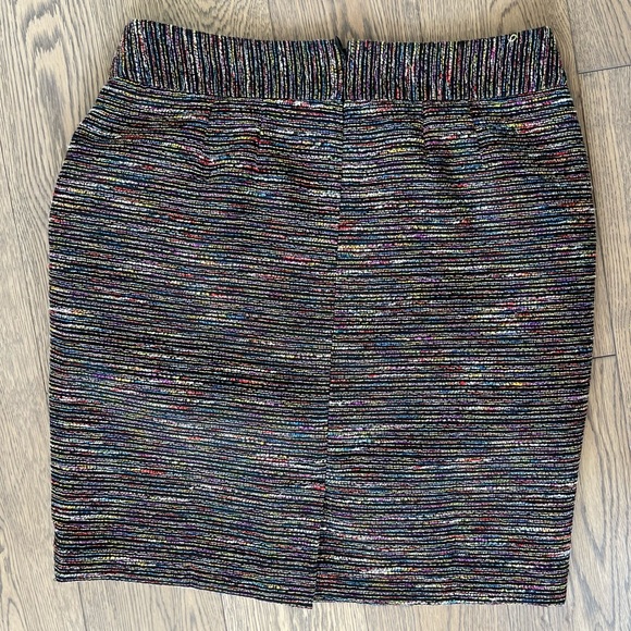 Mini skirt - Picture 2 of 2